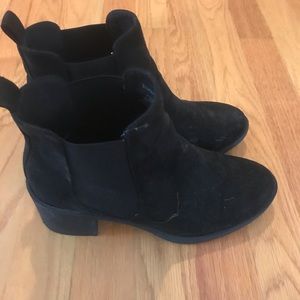 H&M black booties